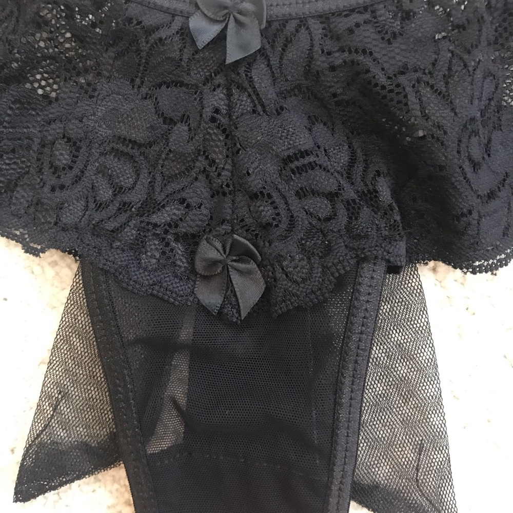 2 Frederick’s Lace Thongs - Picture 6 of 8